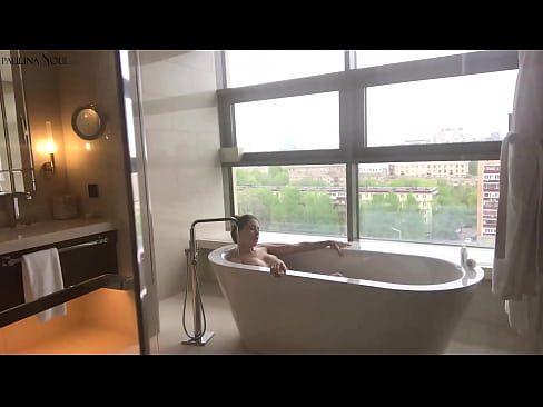 ❤️ Enorme babe die hartstochtelijk haar poesje aftrekt in de badkamer ❤️❌ Just porno at nl.xxxgr.ru ❌